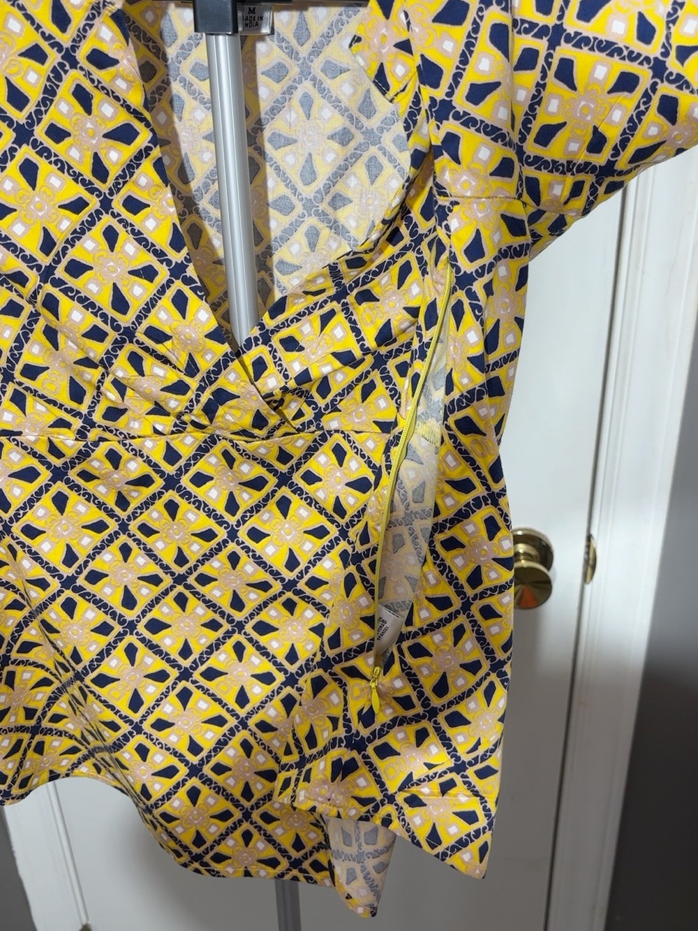 Talbots Petites M Yellow Navy Geometric Wrap Stretch Blouse - Picture 4 of 5